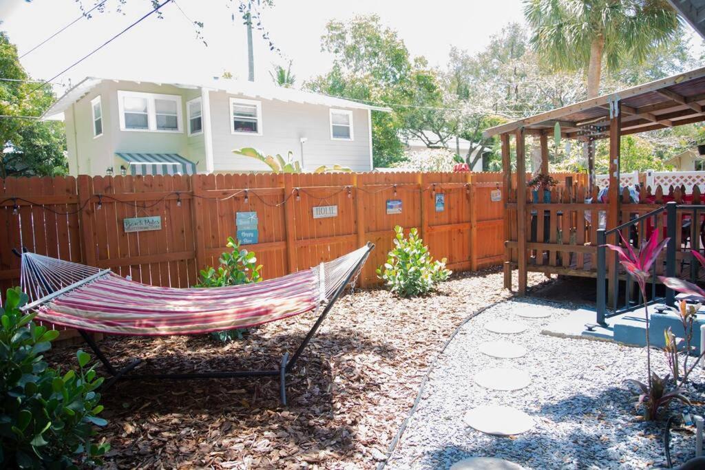 Two Bedroom Ranch With Private Deck Close To Beach Lake Worth Beach Ngoại thất bức ảnh